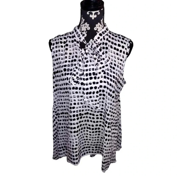 SLEEVELESS Black And White Top - Picture 1 of 5